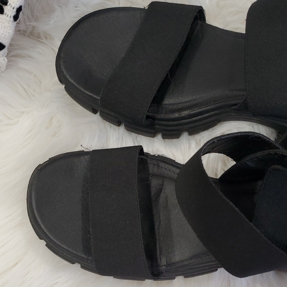 Y2k Madden Girl Black Retro  Chunky Heel  Sandals with Wide Straps - Picture 11 of 13